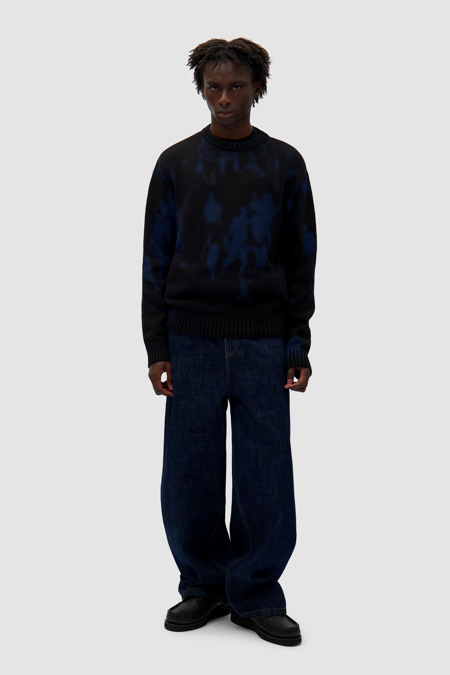 People Knit Sweater - Black/Navy