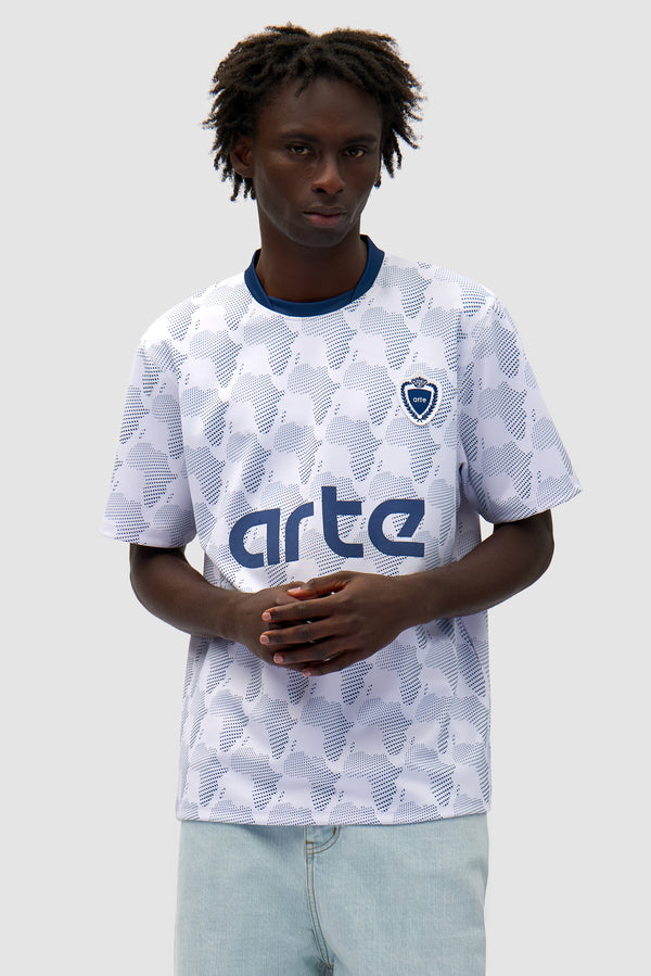 Footbal Shirt in White/Navy worn by a model, half-body front view