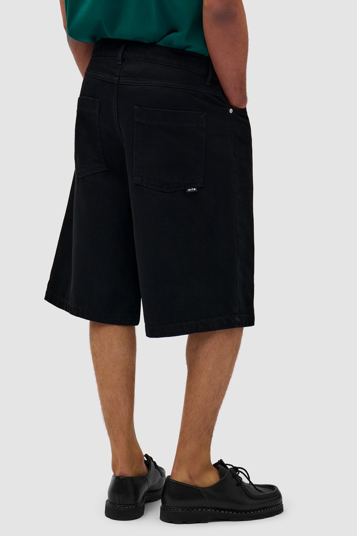 Short avec ceinture - Noir