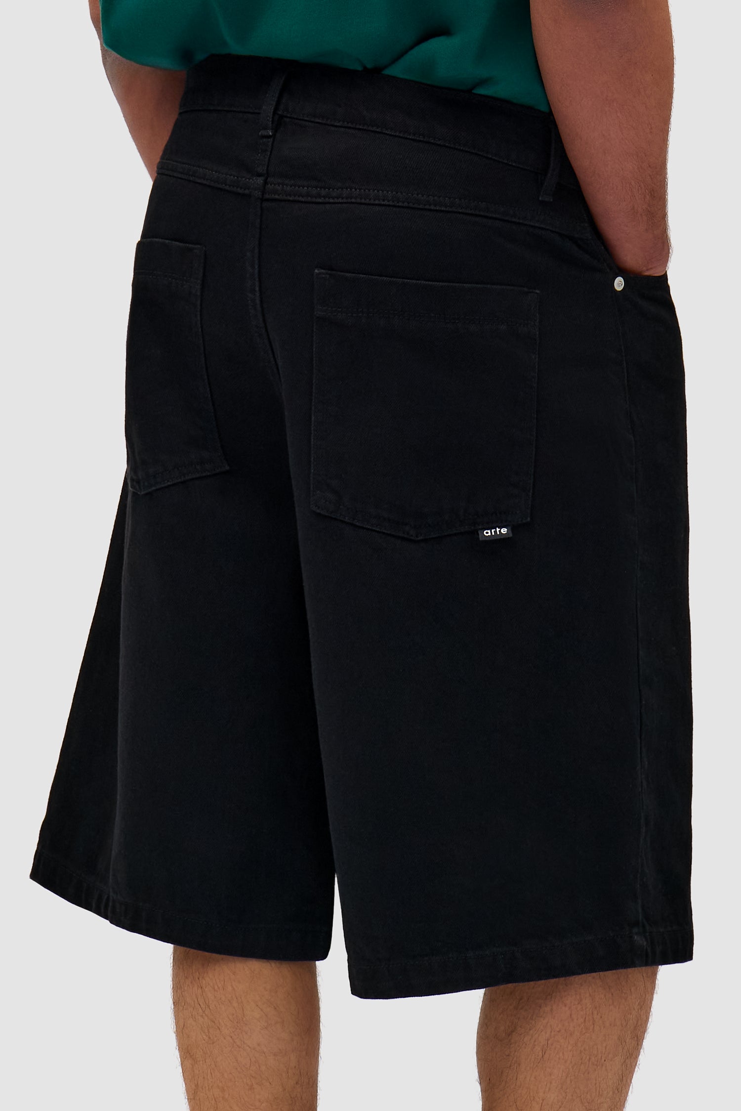 Belt Detail Shorts - Black