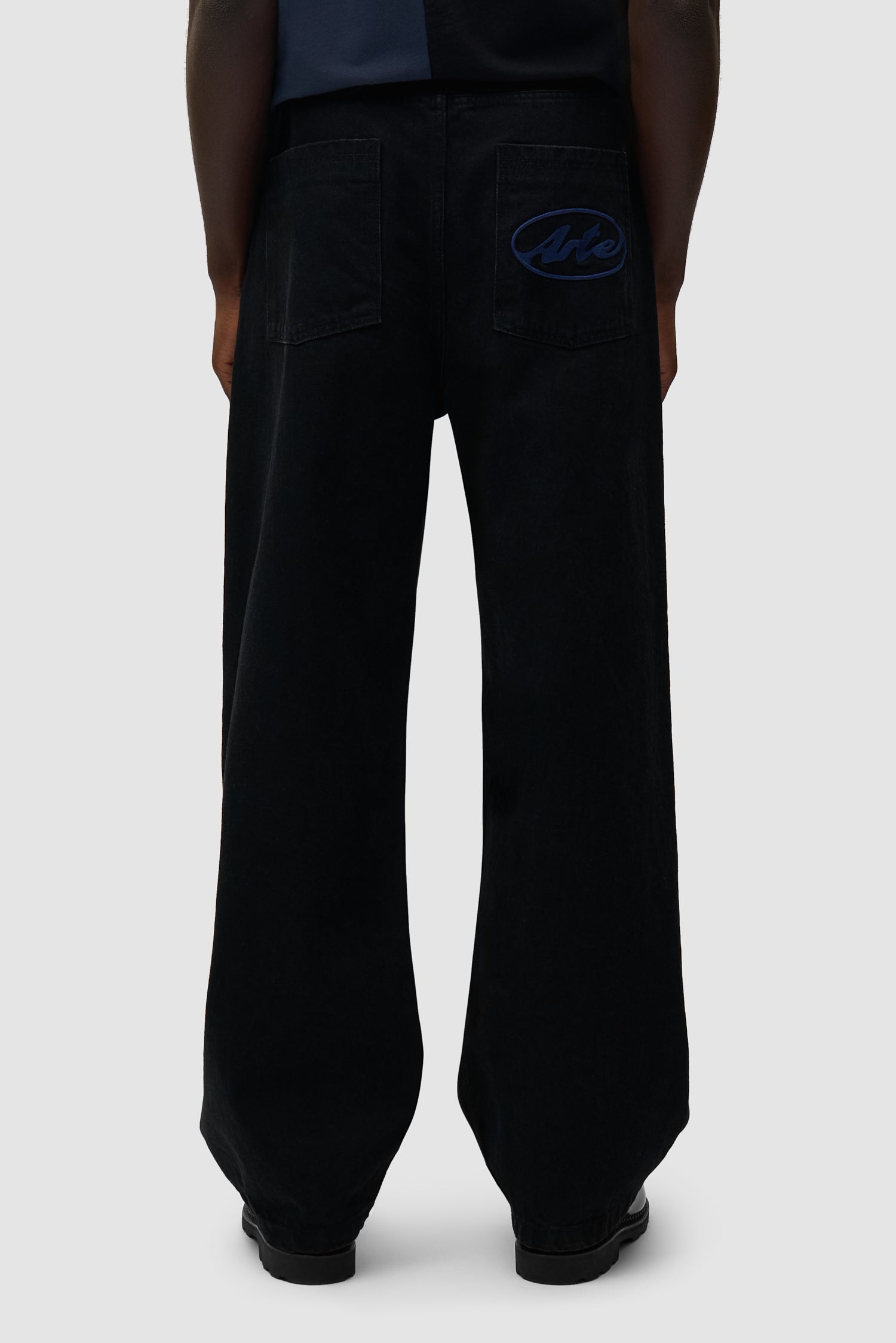 Pantalon à poche avec logo circulaire - Noir