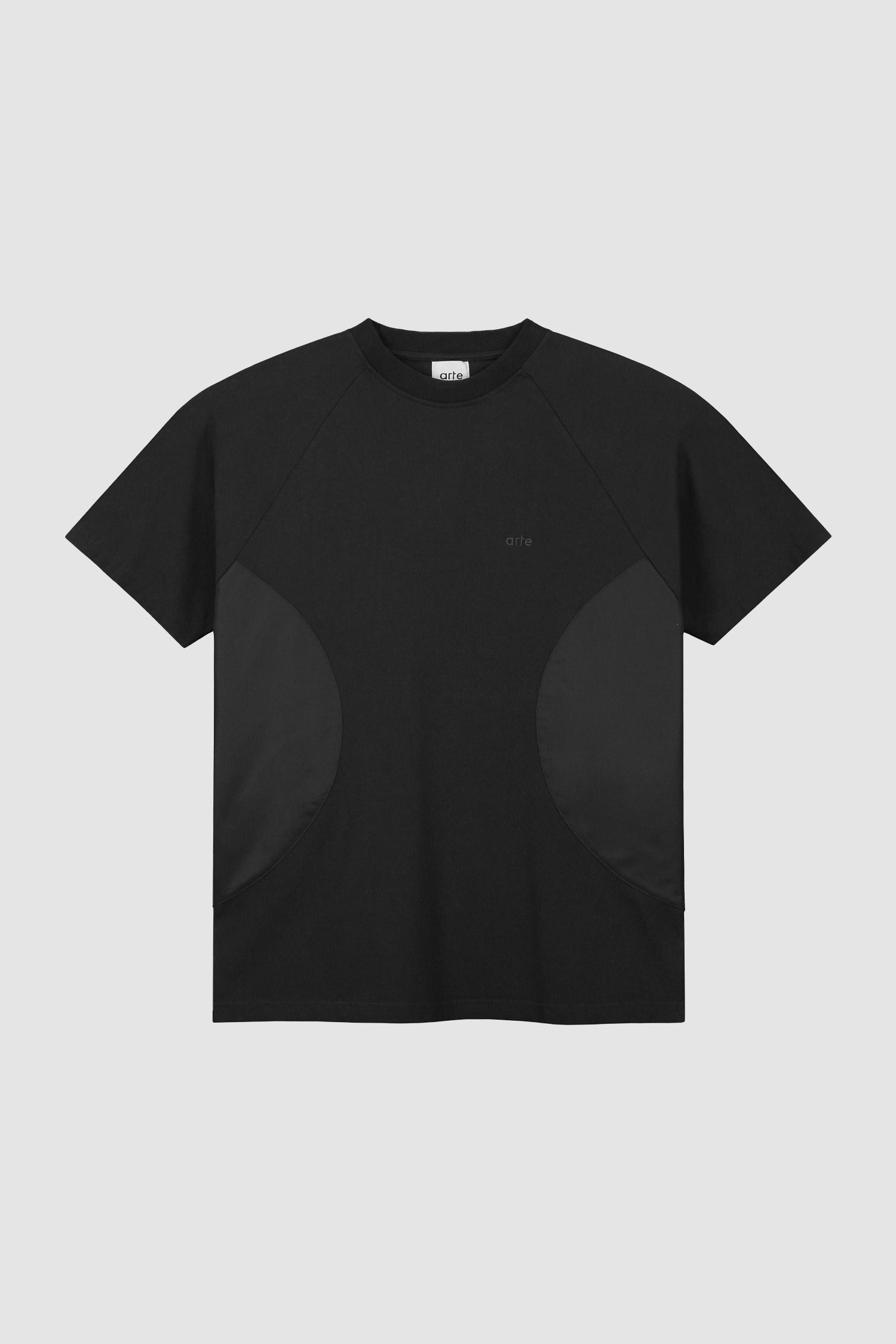 Theo W Cuts T-shirt - Black