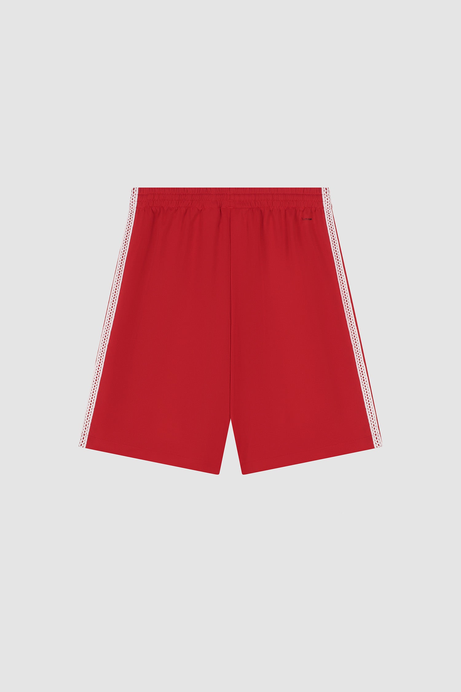 Short Arte pour adidas en Better Scarlet, vue arrière