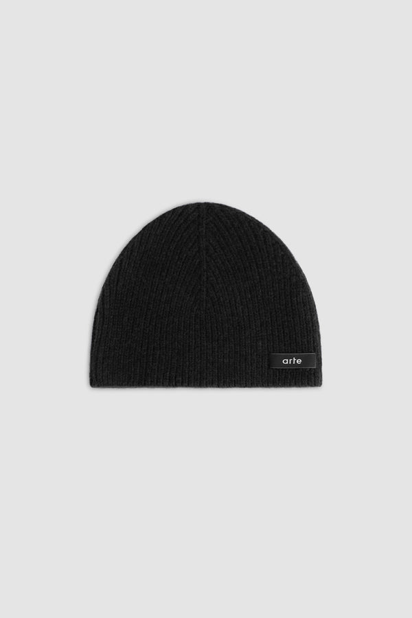 Label Beanie in Black, front view