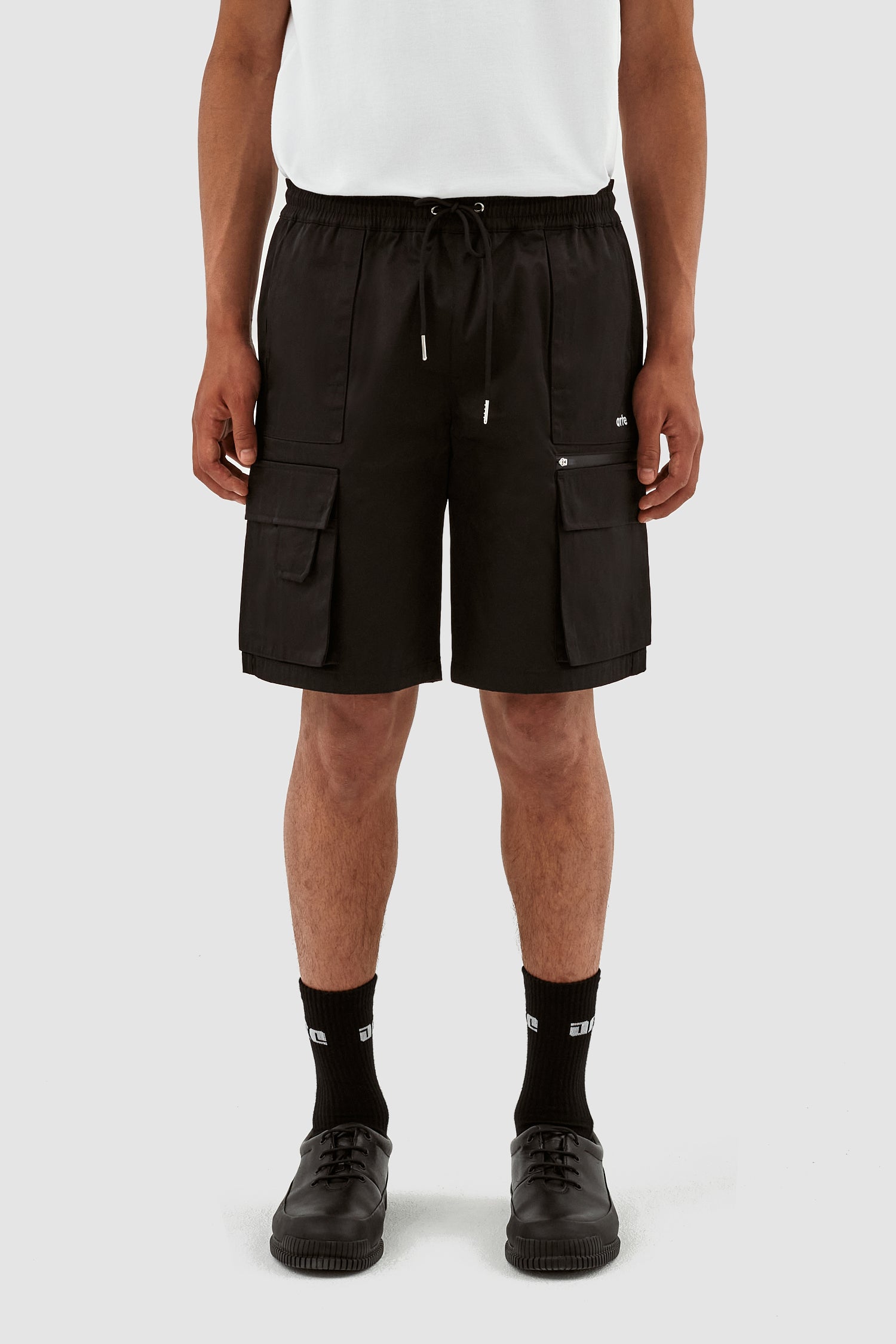 Steiner Cargo Shorts - Black