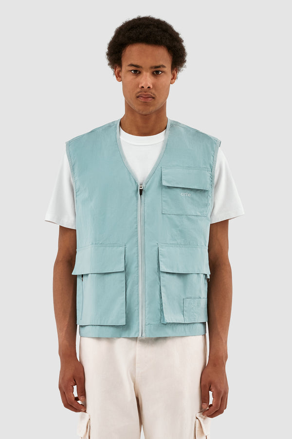 Vince Vest - Light Blue